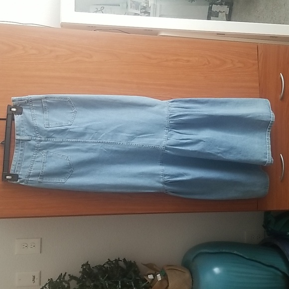 MAXI Washed button up denim skirt with ruffle Size M 34 inch waist - Picture 3 of 4